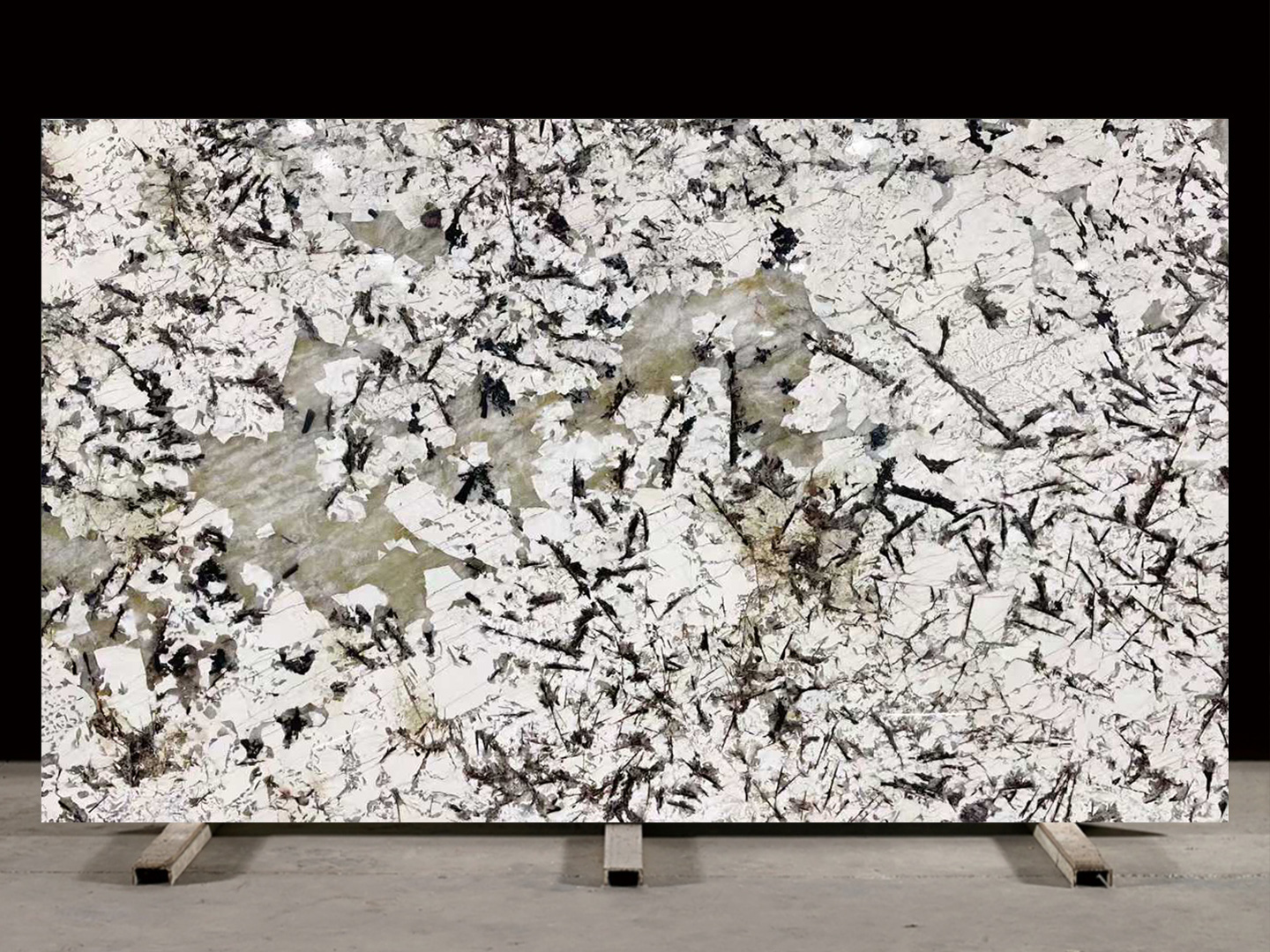 天山暮雪-Bianco Antico Quartzite-巴西-Nahzo Stone-1