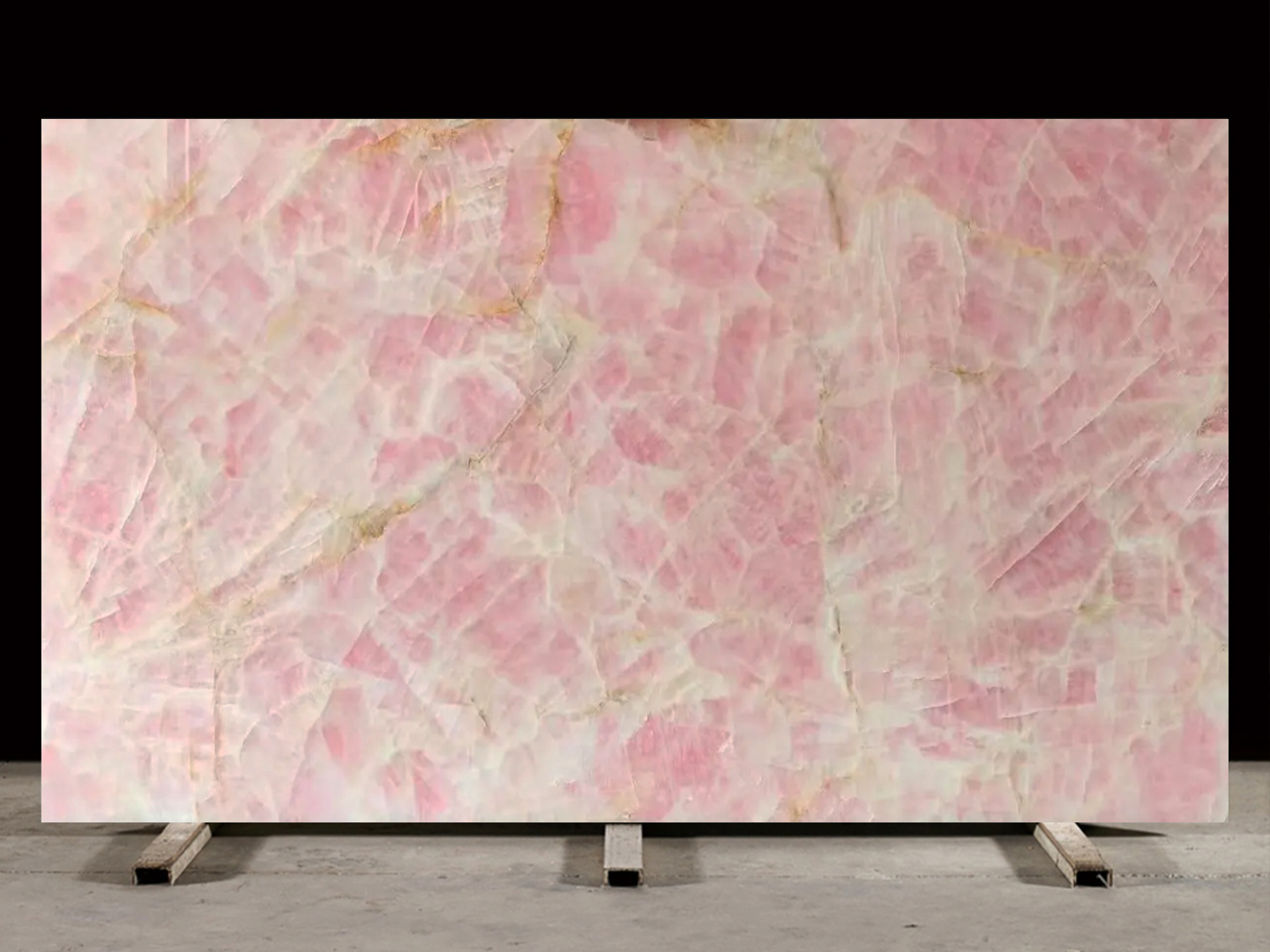 粉水晶-Pink Cristallo Quartzite-巴西-Nahzo Stone-1