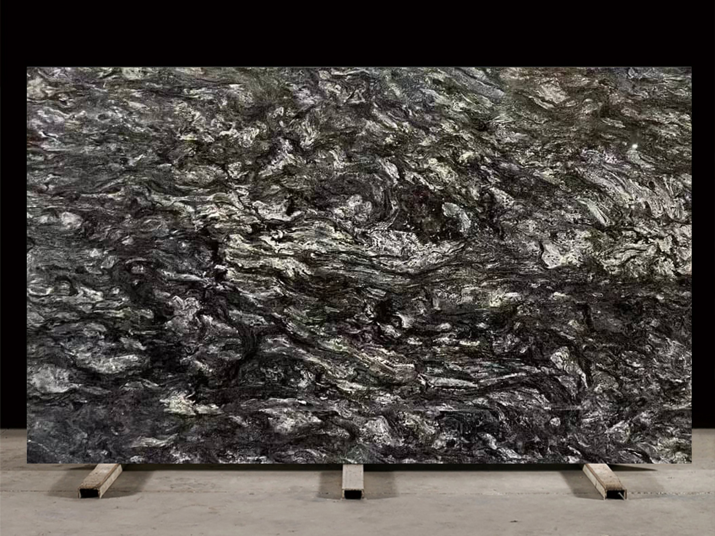 铂金钻-Platinum Diamond Granite-巴西-Nahzo Stone-1