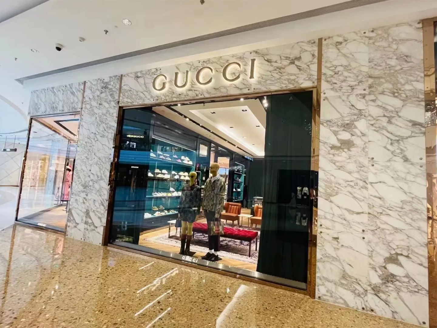鱼肚金大理石-Gucci (One Central Macau)-Calacatta Gold